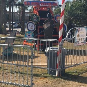 Meet your Posher, Jacori